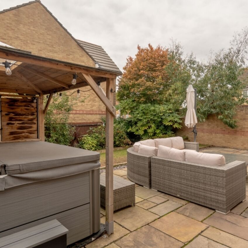 Edney View. For sale with Clarke & Partners estate agent.